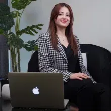 Dyt. Seda İpek — Diyetisyen, Kayseri. Portre fotoğrafı.
