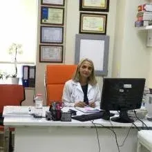 Uzm. Dr. Müjgan Talibova Akdüz — Manisa. Portre fotoğrafı.