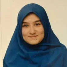 Psk. Dan. Zeynep Köprülü — Psikolojik Danışma ve Rehberlik, İstanbul. Portre fotoğrafı.