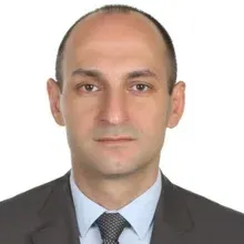 Doç. Dr. İlker Özgür — Genel Cerrahi, İstanbul. Portre fotoğrafı.