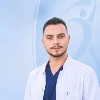 Fzt. Emir Coşkun — Fizyoterapi Ve Rehabilitasyon, Tekirdağ. Portre fotoğrafı.