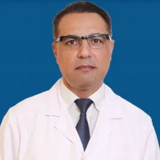 Prof. Dr. Kürşad Öz — Kalp Ve Damar Cerrahisi, Bağcılar, İstanbul. Portre fotoğrafı.