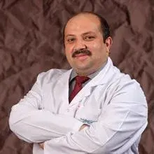 Uzm. Dr. Ali Ekinci — Göğüs Hastalıkları, Antalya. Portre fotoğrafı.