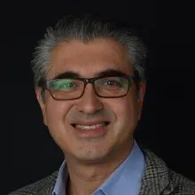 Prof. Dr. Ö. Taşkın Yücel — Kulak Burun Boğaz, Ankara. Portre fotoğrafı.