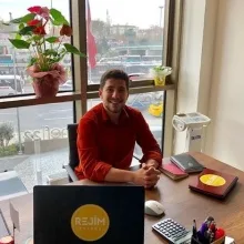 Dyt. Hasan Basri Akkuş — Diyetisyen, İstanbul. Portre fotoğrafı.
