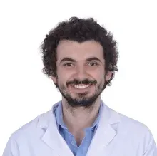 Uzm. Dt. Berkman Albayrak. Portre fotoğrafı.