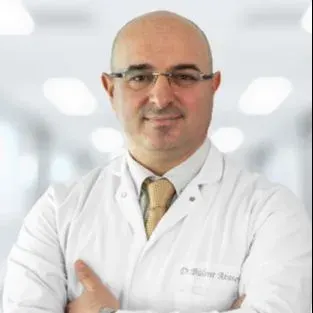 Op. Dr. Bülent Atasever — Kadın Hastalıkları Ve Doğum, Bolu. Portre fotoğrafı.