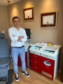 Prof. Dr. Ethem Şahin profilinde yer alan galeri fotoğrafı.