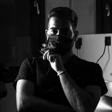 Dt. Alper Kaan Geyik — Diş Hekimi, Adana. Portre fotoğrafı.