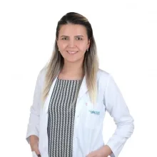 Dyt. Şükriye Aydın Aktaş — Diyetisyen, Antalya. Portre fotoğrafı.