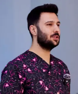 Dt. Faruk Tahsin Işıklar profilinde yer alan galeri fotoğrafı.