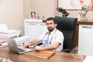 Uzm. Dr. Adem Canan profilinde yer alan galeri fotoğrafı.