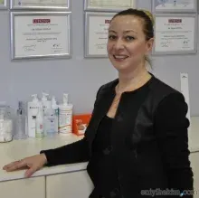Dr. Nilgün Soysal — Sertifikalı Medikal Estetik, Çankaya, Ankara. Portre fotoğrafı.