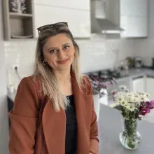 Merve Yürük Aşkınoğlu — Çocuk Gelişimi, Balıkesir. Portre fotoğrafı.