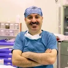 Op. Dr. Gökhan Özerdem — Plastik Rekonstrüktif Ve Estetik Cerrahi, Antalya. Portre fotoğrafı.