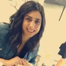 Fzt. Merve Zamur Demir — Fizyoterapi Ve Rehabilitasyon. Portre fotoğrafı.
