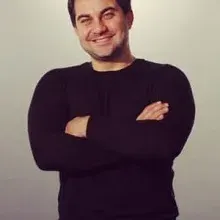Dr. Ali Osman Apaydın — Mezoterapi, İstanbul. Portre fotoğrafı.