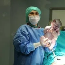 Op. Dr. Mine Sıdıka Kermalli — Ankara. Portre fotoğrafı.