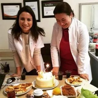 Dt. Eslem Sahan Divanoğlu profilinde yer alan galeri fotoğrafı.