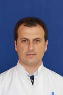 Prof. Dr. Mete Özer profilinde yer alan galeri fotoğrafı.