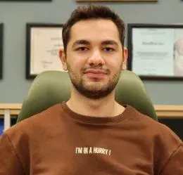 Dkt. Burakhan Var profilinde yer alan galeri fotoğrafı.
