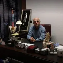 Prof. Dr. Ahmet Bekar — Beyin Ve Sinir Cerrahisi, Bursa. Portre fotoğrafı.