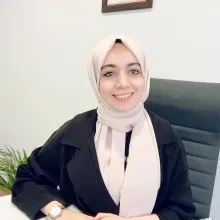 Fzt. Selin Özcan — Fizyoterapi Ve Rehabilitasyon, İstanbul. Portre fotoğrafı.