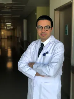 Op. Dr. Cemal Ünlü profilinde yer alan galeri fotoğrafı.