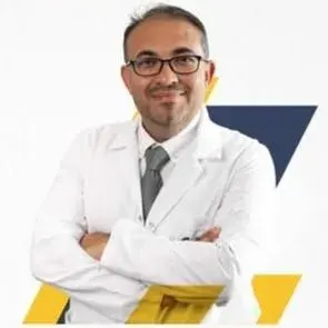 Op. Dr. Emrullah Söğütdelen — Üroloji, Düzce. Portre fotoğrafı.