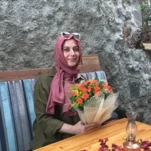Dt. Aydan Demet — Diş Hekimi, Trabzon. Portre fotoğrafı.