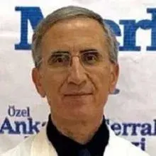 Prof. Dr. Sait Bağcı — Gastroenteroloji, Yenimahalle, Ankara. Portre fotoğrafı.