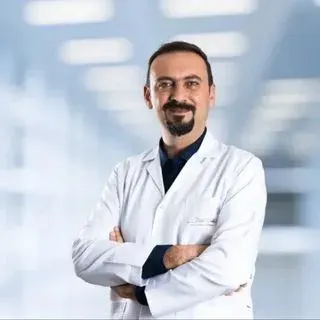 Op. Dr. Mitat Erdal — Genel Cerrahi, Kayseri. Portre fotoğrafı.