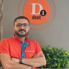 Dt. Gökhan Yüksel — Diş Hekimi, Adana. Portre fotoğrafı.