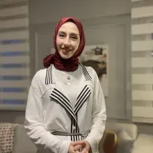 Psk. Elisa Saltoğlu Kara — Psikoloji, Antalya. Portre fotoğrafı.