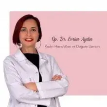 Op. Dr. Evrim Aydın — Kadın Hastalıkları Ve Doğum, Bursa. Portre fotoğrafı.