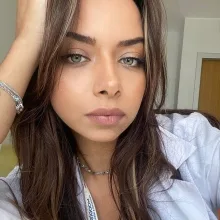 Psk. Zeynep Kemeç — Psikoloji. Portre fotoğrafı.