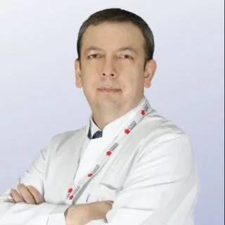 Uzm. Dr. Mehmet Demirdöven — Çocuk Sağlığı Ve Hastalıkları, Ümraniye, İstanbul. Portre fotoğrafı.