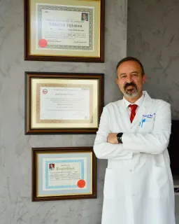 Doç. Dr. M. Murat Aydos profilinde yer alan galeri fotoğrafı.