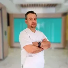 Op. Dr. Oktay Çelik — Genel Cerrahi, Osmangazi, Bursa. Portre fotoğrafı.