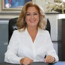 Prof. Dr. Nilgün Turhan — İstanbul. Portre fotoğrafı.