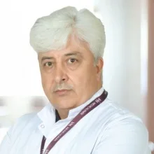 Op. Dr. Sinan Kaya — Plastik Rekonstrüktif Ve Estetik Cerrahi, Denizli. Portre fotoğrafı.