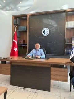 Prof. Dr. Mehmet Cindoruk profilinde yer alan galeri fotoğrafı.