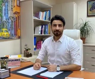 Doç. Dr. Uğur Tekin profilinde yer alan galeri fotoğrafı.