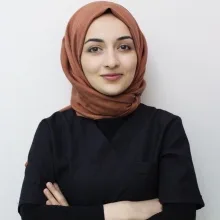Dt. Bahar Bozdoğan — Diş Hekimi, İstanbul. Portre fotoğrafı.