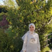Dyt. Ayşe Dedeler — Diyetisyen, Konya. Portre fotoğrafı.