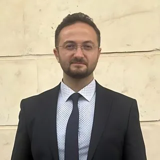 Kl. Psk. Dr. Canahmet Boz — Psikoloji. Portre fotoğrafı.