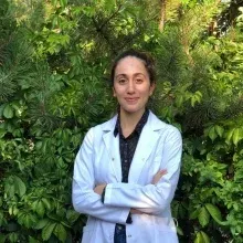 Fzt. Fadime Nisa Yarım — Fizyoterapi Ve Rehabilitasyon, Konya. Portre fotoğrafı.
