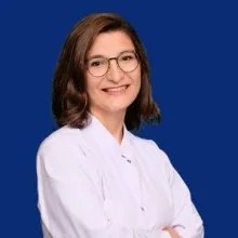 Uzm. Dr. Şule Yıldırım Köpük — Kadın Hastalıkları Ve Doğum, Sarıyer, İstanbul. Portre fotoğrafı.