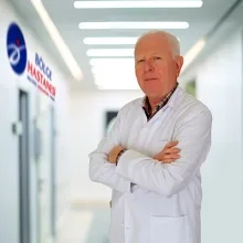 Uzm. Dr. Necdet Dumancı — Fiziksel Tıp Ve Rehabilitasyon, Pendik, İstanbul. Portre fotoğrafı.
