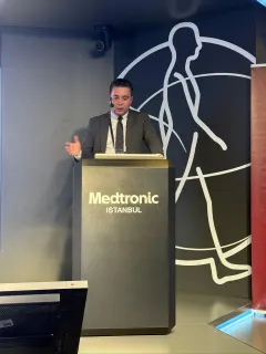 Doç. Dr. İsmail Tırnova profilinde yer alan galeri fotoğrafı.